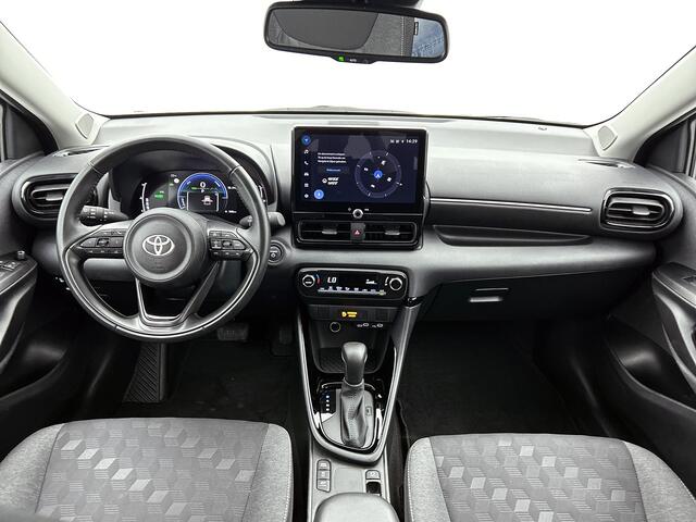 Toyota YARIS 1.5 Hybrid 115 First Edition | Navigatie | 16" Lichtmetalen velgen " |