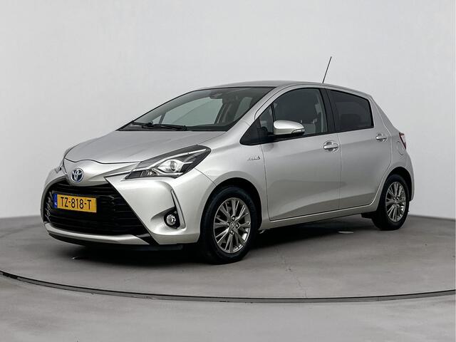 Toyota YARIS 1.5 Hybrid Dynamic | Full Map navigatie | Privacy glass | Camera | LM velgen |