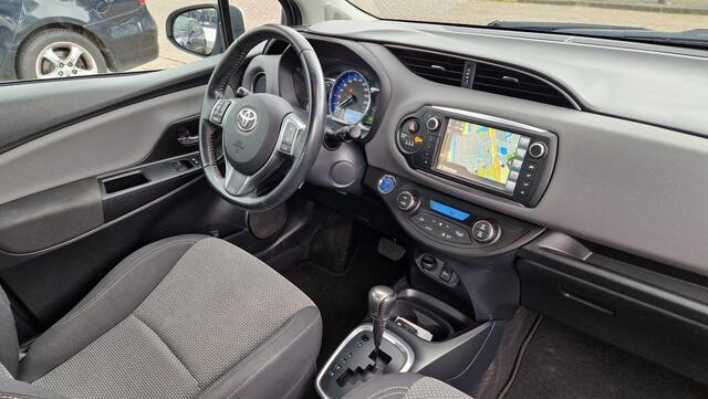 Toyota YARIS 1.5 Hybrid Trend