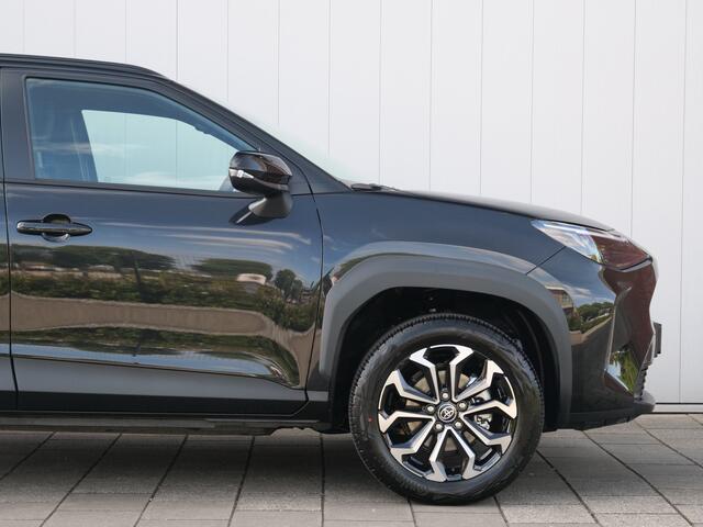 Toyota YARIS Cross 1.5 Hybrid 130 Pk Teamplayer Automaat Apple Carplay / DAB / Camera / Stoelverwarming