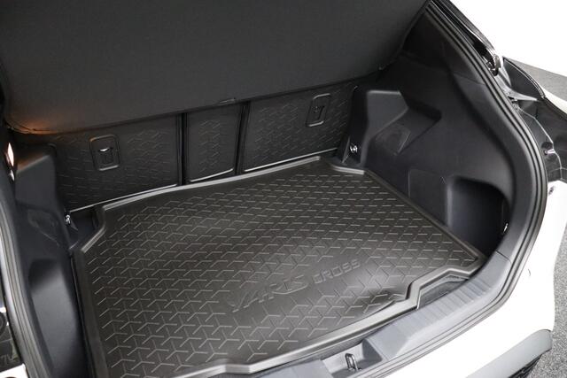 Toyota YARIS Cross 1.5 Hybrid 130 GR Sport Facelift | ¤ 2.000,- voorraad voordeel! | Nieuw uit voorraad leverbaar | JBL Audio | Head-up display | Adaptive-cruise | Safety-pakket