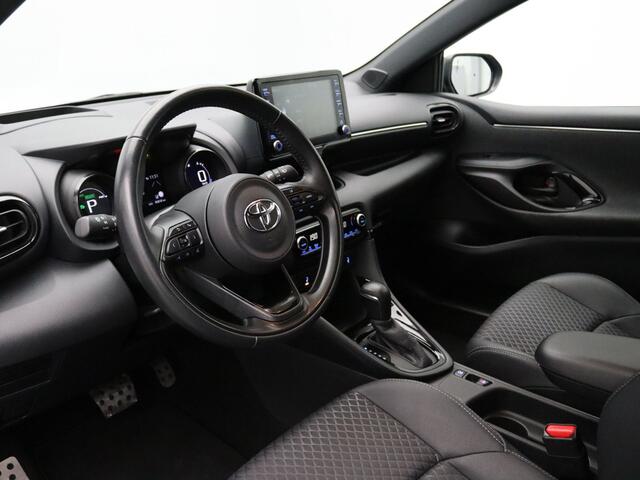 Toyota YARIS Hybrid Launch Edition Automaat Head-Up | Camera | Cruise | Parkeersens. v+a | Stoelverw.