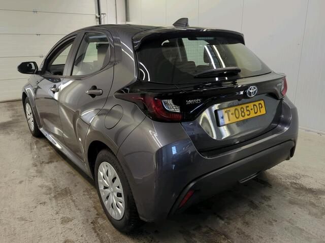 Toyota YARIS 1.5 Hybrid Active Airco Navi Carplay Camera Achter Adaptive Cruise Control