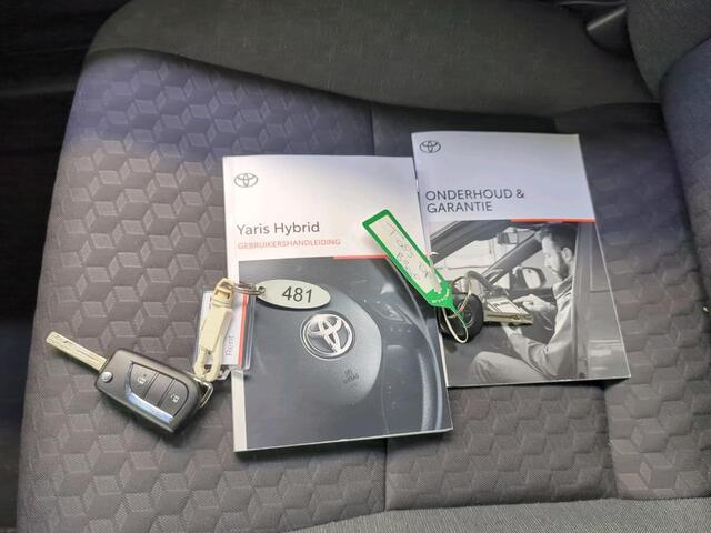 Toyota YARIS 1.5 Hybrid Active Airco Navi Carplay Camera Achter Adaptive Cruise Control