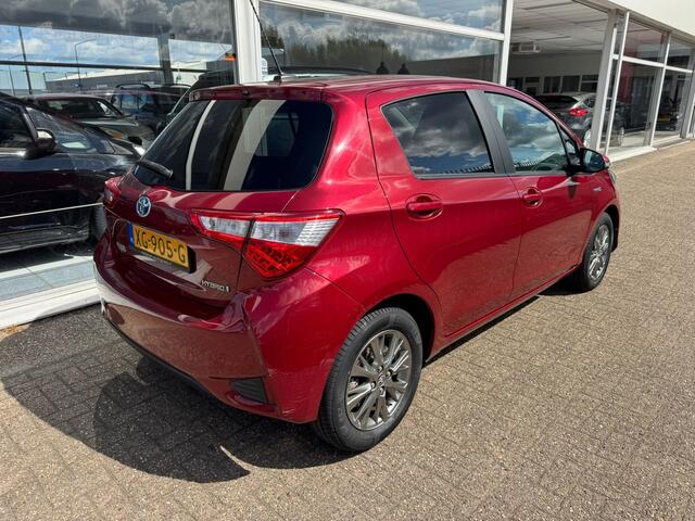 Toyota YARIS 1.5 Hybrid Dynamic | 2e eigenaar | NL Auto 38.899 KM | NAP | Achteruitrijcamera | Cruise control | Airco | APK tot 21-08-2027 |