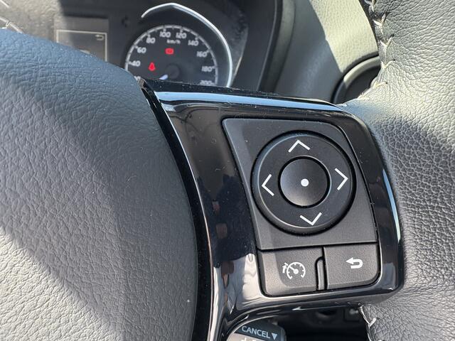 Toyota YARIS 1.0 VVT-i Active | Camera | Navigatie | Climate Control |