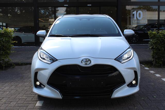 Toyota YARIS 1.5 Hybrid Executive | Rijklaar | HUD | JBL | Stoel/stuur-verwarming | Navi | Camera | Cruise | Clima | PDC | Dodehoek