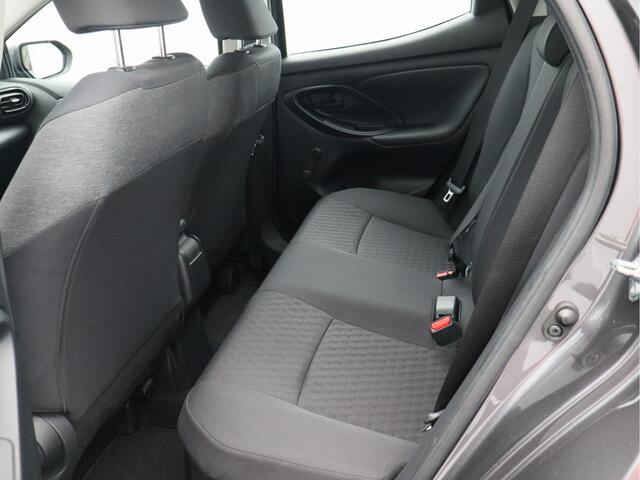 Toyota YARIS 1.5 Hybrid Active/ automaat/ zeer mooi!