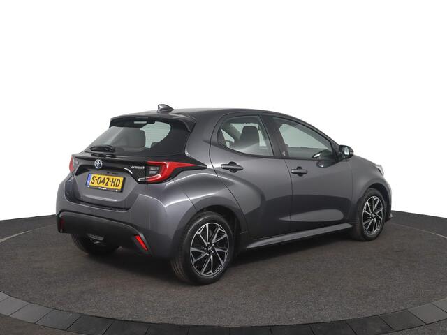 Toyota YARIS 1.5 Hybrid Dynamic | Parkeer camera | Apple carplay & Android auto |