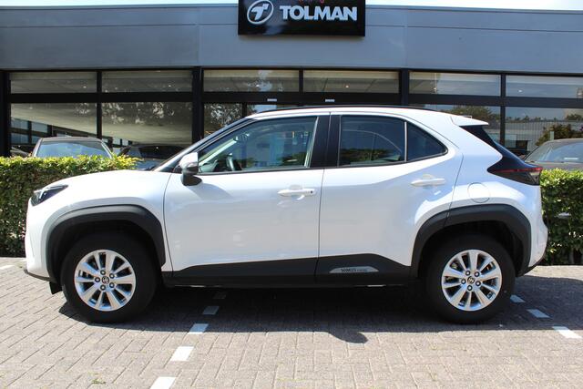 Toyota YARIS Cross 1.5 Hybrid Dynamic Special | Rijklaar | Parelmoer | Head Up | Stoel-/Stuurverw. | Apple/Android | Navi | LED | El. Achterklep | Smartkey