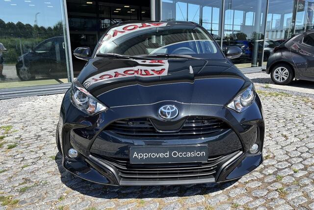 Toyota YARIS 1.5 Hybrid 115 Active Limited, Parkeersensoren, Stoelverwarming, Apple carplay, Android auto.