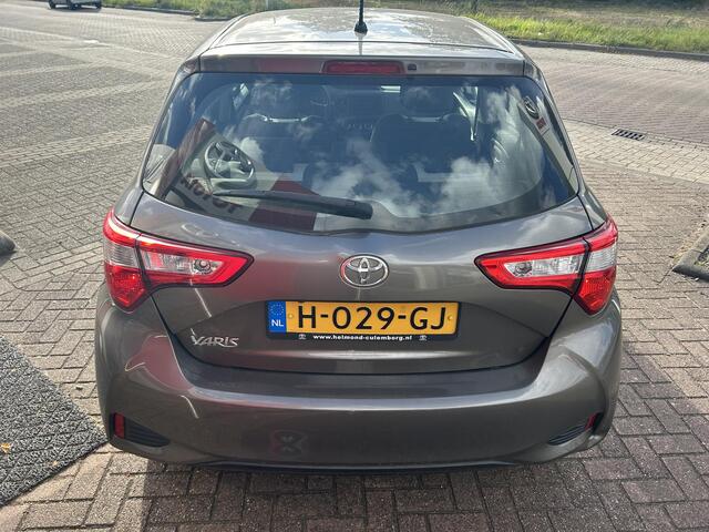 Toyota YARIS 1.0 VVT-i Connect