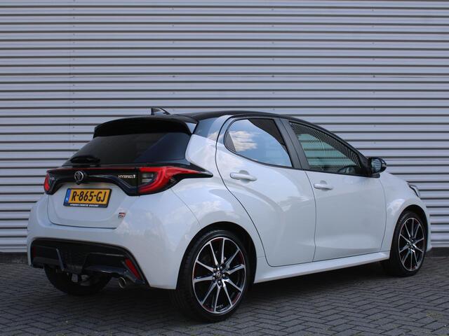 Toyota YARIS 1.5 Hybrid GR Sport | Airco | Cruise | Climate | Navi | 18" LM |
