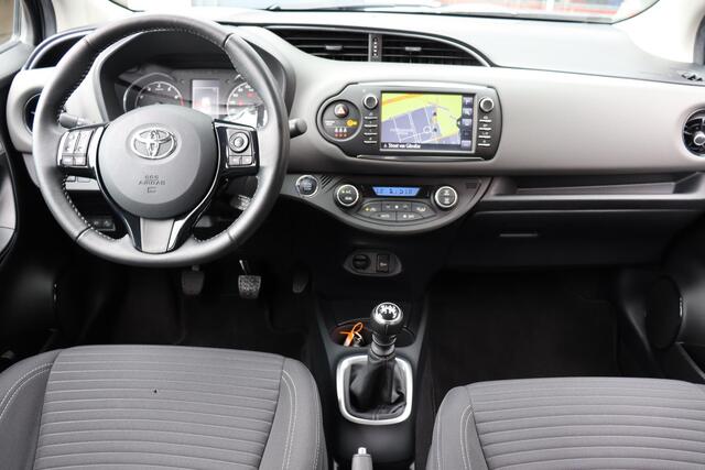 Toyota YARIS 1.5 VVT-i Dynamic, Cruise Control , DAB Audio