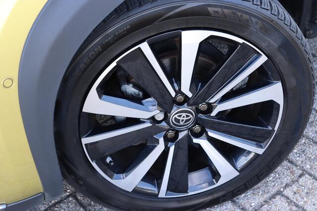 Toyota YARIS Cross 1.5 Hybrid Launch Edition AWD, 360 Camera , Panodak. UNIEKE AUTO