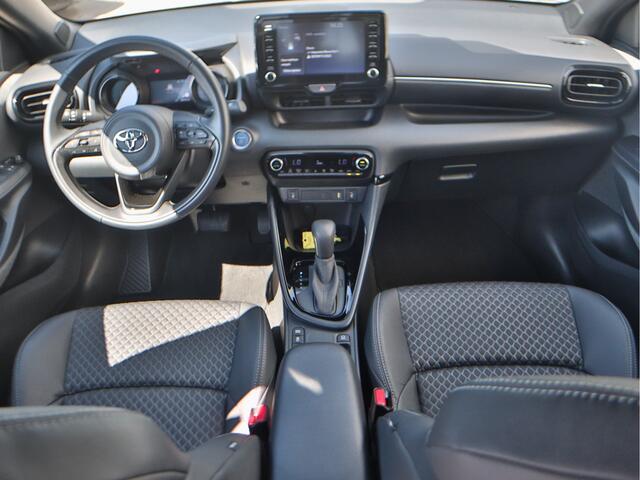 Toyota YARIS 1.5 Hybrid Dynamic | Airco | Camera | Cruise Control | Keyless |