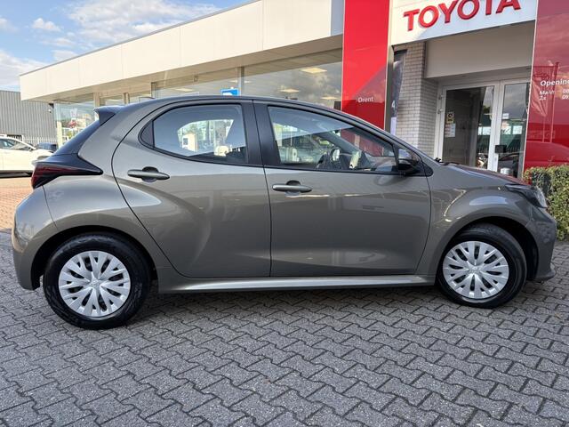 Toyota YARIS 1.5 Hybrid Active | Adaptive Cruise Control | Achteruitrijcamera