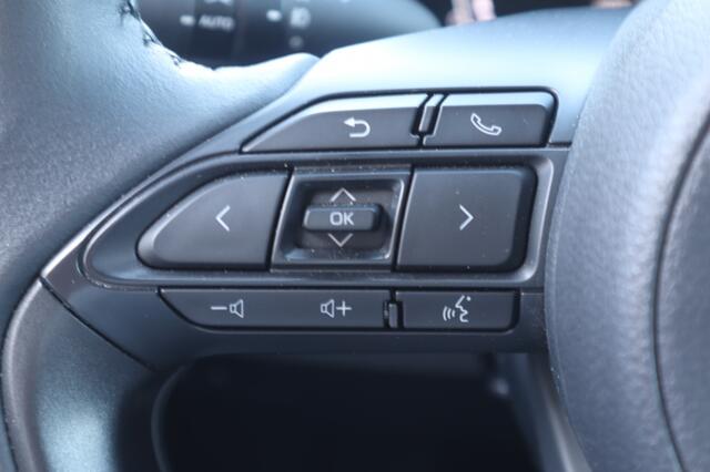 Toyota YARIS 1.5 Hybrid 115 Dynamic PDC/Stuur/Stoelverwarming