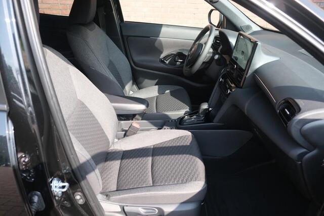 Toyota YARIS Cross 1.5 Hybrid 130pk CVT Teamplayer | App Connect | Climate | Adaptive Cruise | Full LED | Camera | Keyless | Blind Spot | Stoelverwarming