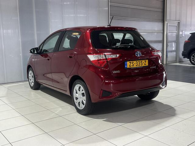 Toyota YARIS 1.5 Hybrid Active | Navigatie | Dealer onderhouden |
