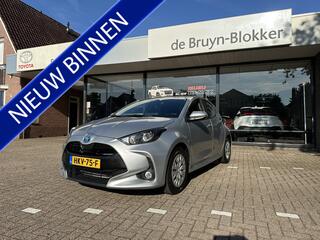 toyota-yaris-1.5-hybrid-active-auto