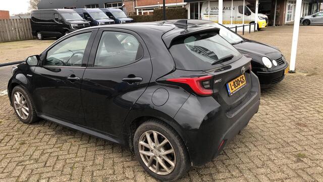Toyota YARIS 1.5 Hybrid Dynamic