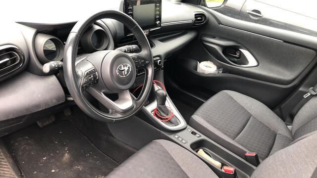 Toyota YARIS 1.5 Hybrid Dynamic