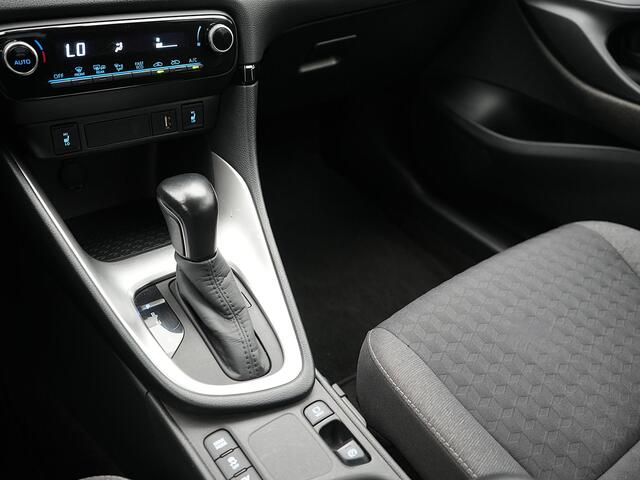 Toyota YARIS 1.5 Hybrid Dynamic