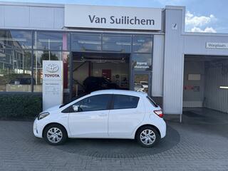 toyota-yaris-1.5-hybrid-active