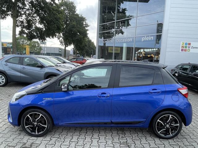 Toyota YARIS 1.5 Hybrid Bi-Tone
