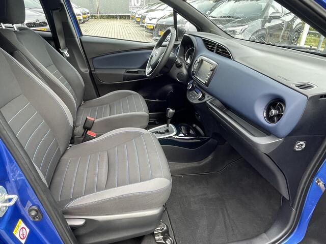 Toyota YARIS 1.5 Hybrid Bi-Tone