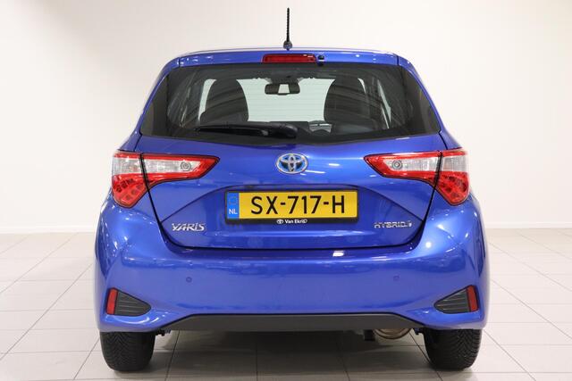 Toyota YARIS 1.5 Hybrid Energy Plus, Cruise & Climate control, 16" inch lm velgen, Sensoren achter, Parkeercamera!