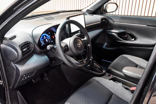 Toyota YARIS Yaris Cross 1.5 | TEAMPLAYER | WINTERPAKKET | ADAP. CRUISE CONTR