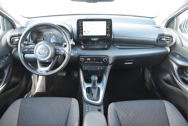 Toyota YARIS 1.5 Hybrid Dynamic | Trekhaak |