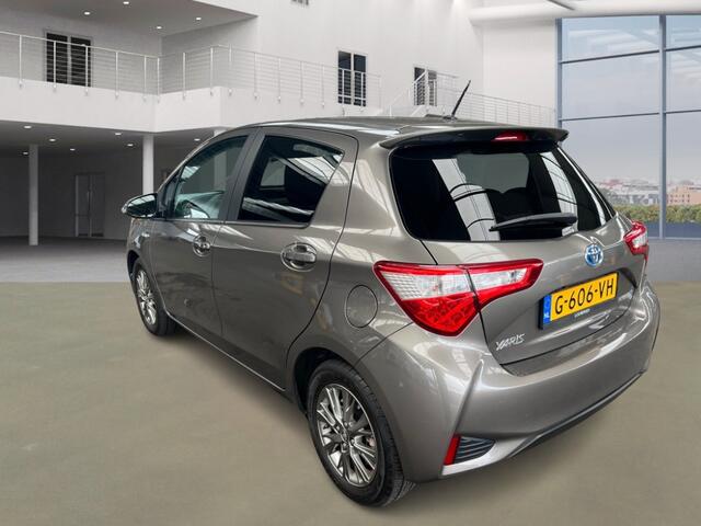 Toyota YARIS 1.5 Hybrid Dynamic AUT! Camera! Carplay! VERWACHT!!