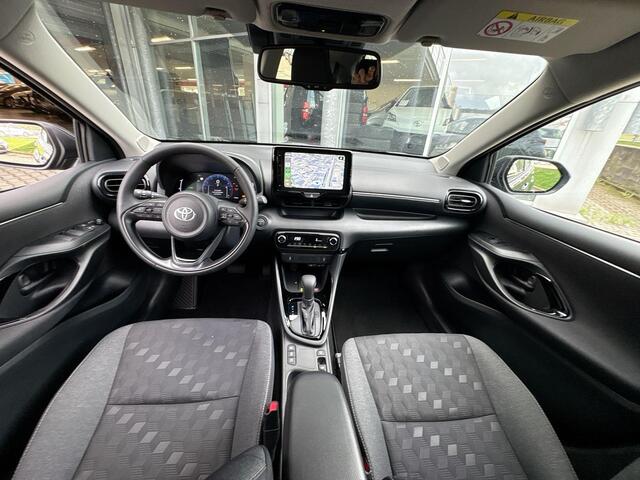 Toyota YARIS 1.5 Hybrid Dynamic | Comfort pack | Blindspot | Sensoren
