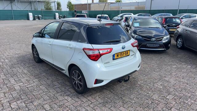 Toyota YARIS 1.5 Hybrid Dynamic