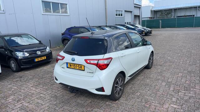 Toyota YARIS 1.5 Hybrid Dynamic