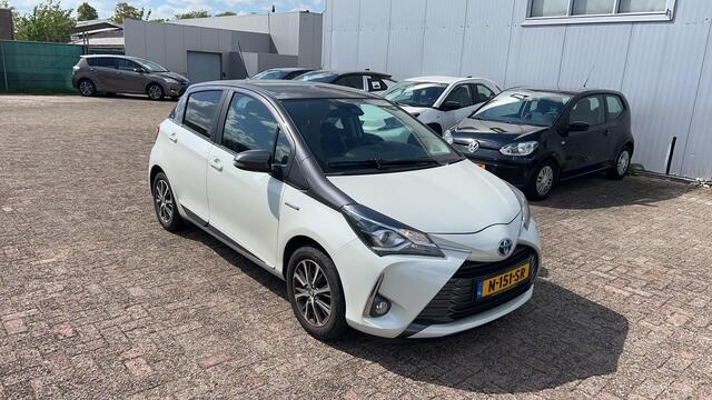 Toyota YARIS 1.5 Hybrid Dynamic