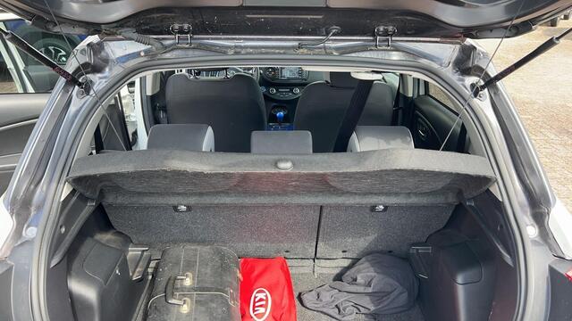 Toyota YARIS 1.5 Hybrid Dynamic