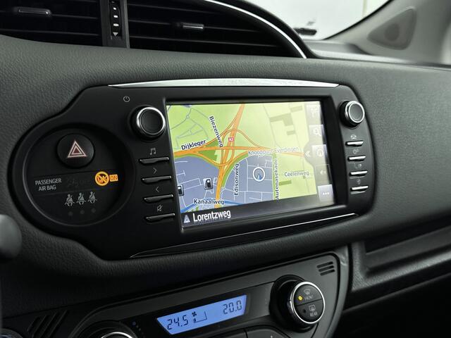 Toyota YARIS 1.5 Hybrid Aspiration Bi-tone | Navigatie | Cruise Control |