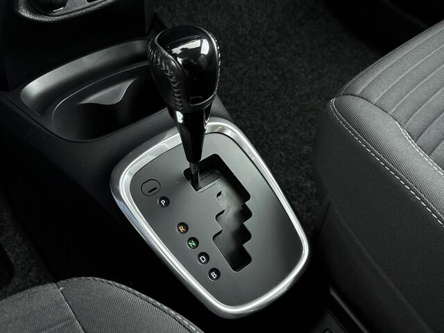 Toyota YARIS 1.5 Hybrid Aspiration Bi-tone | Navigatie | Cruise Control |