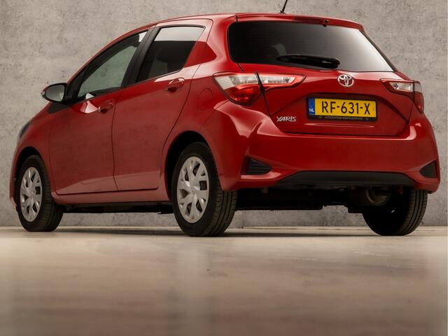 Toyota YARIS 1.0 VVT-i Sport (AIRCO, BLUETOOTH, ELEK RAMEN, GETINT GLAS, SPORTSTOELEN, MULTIFUNCTIONEEL STUURWIEL, NIEUWE APK, NIEUWSTAAT)