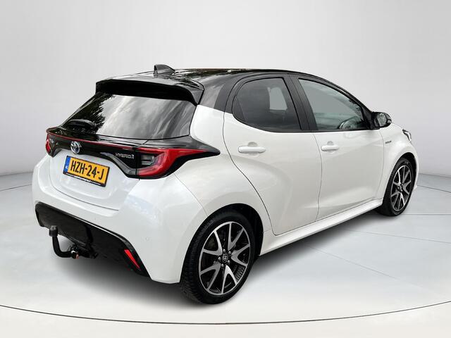 Toyota YARIS 1.5 Hybrid Executive | Afneembare trekhaak | Stoelverwarming | Parkeersensoren V+A