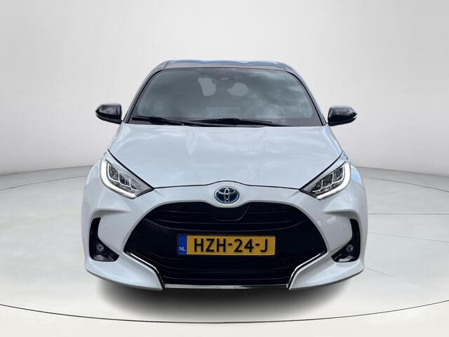 Toyota YARIS 1.5 Hybrid Executive | Afneembare trekhaak | Stoelverwarming | Parkeersensoren V+A