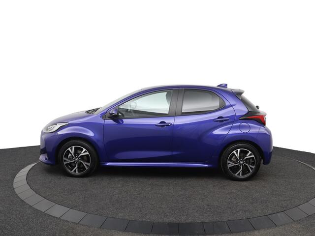Toyota YARIS 1.5 Hybrid 115 First Edition | Keyless start en entry | Parkeercamera | Privacy glass |