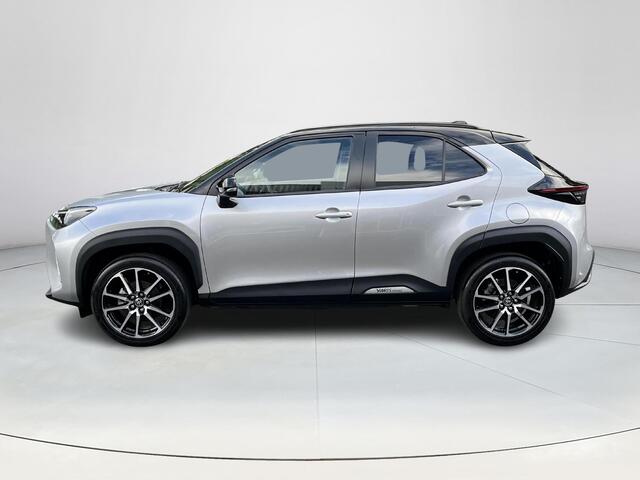 Toyota YARIS Cross 1.5 Hybrid GR Sport | Navigatiesysteem | Stoel- en stuurwielverwarming | PDC
