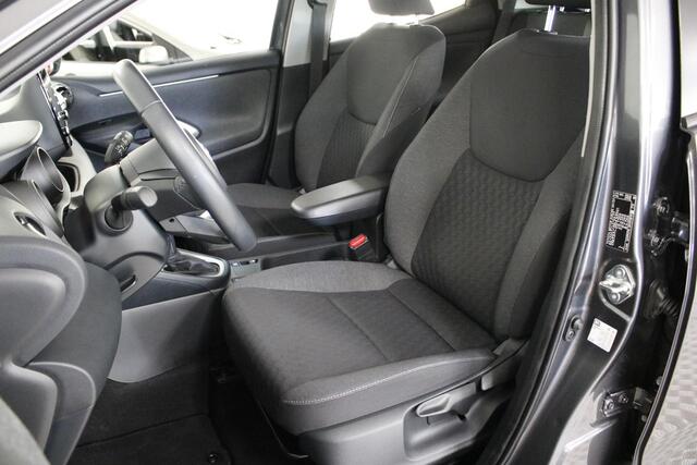Toyota YARIS 1.5 Hybrid Business Plus. Clima | Carplay | LED | Cruise | Camera.