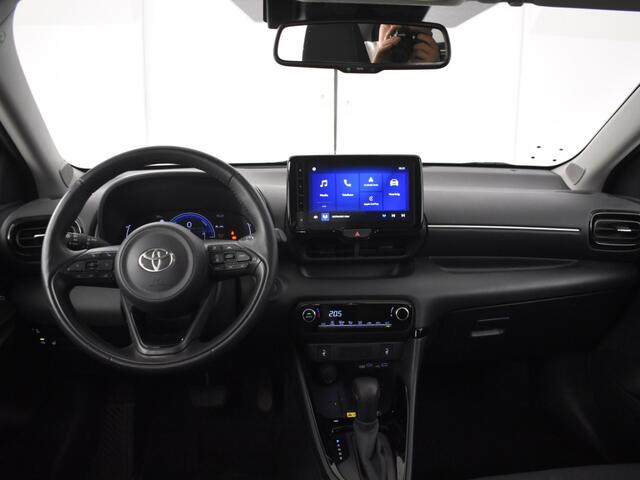 Toyota YARIS 1.5 Hybrid Dynamic Style | Blindspot | Parkeersensoren V+A