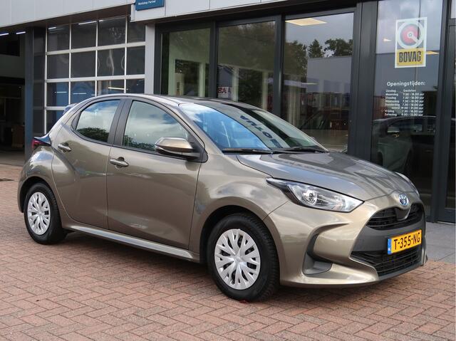 Toyota YARIS 1.5 Hybrid Active | navigatie | camera | cruise control |